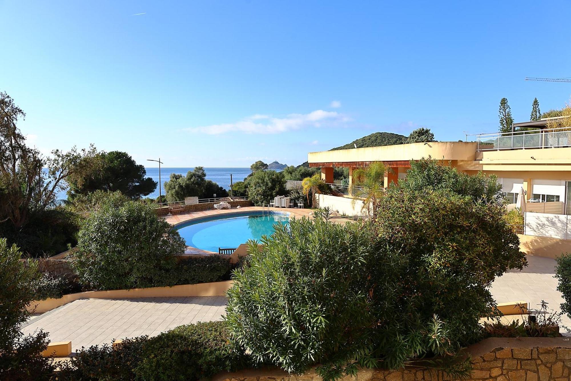 Superbe T2 Vue Mer - Piscine & Plage A 100M อฌักซิโอ้ ภายนอก รูปภาพ